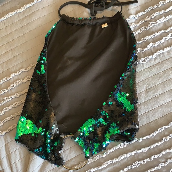 Top - Picture 3 of 3